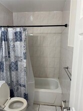 4717 SW 33rd Ave in Fort Lauderdale, FL - Building Photo - Building Photo