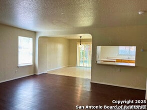 11005 Crystal Pln in San Antonio, TX - Building Photo - Building Photo