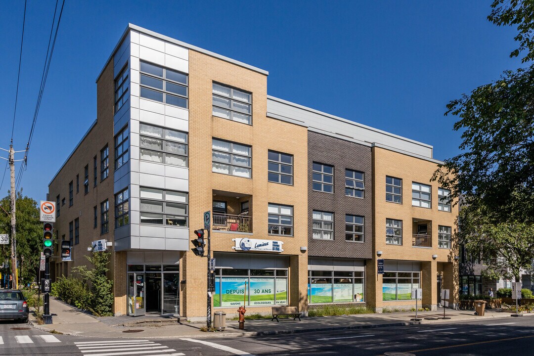 4777 Papineau Av in Montréal, QC - Building Photo