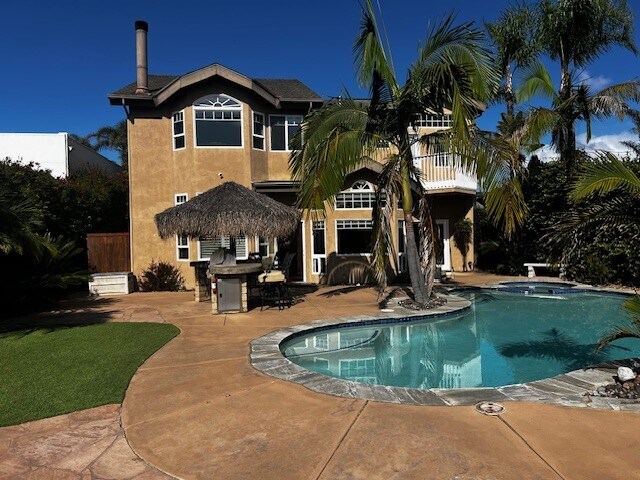 2211 Cecelia Ter in San Diego, CA - Building Photo
