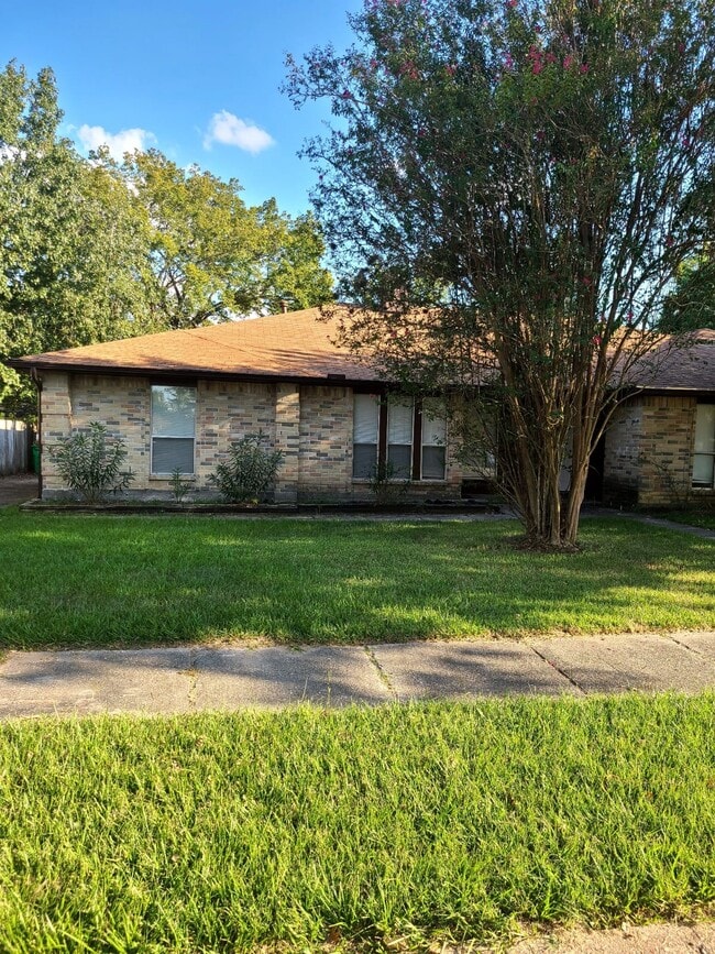 property at 2410 Spring Dusk Ln