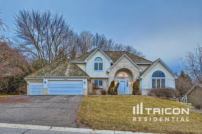 12320 43rd Ave N in Minneapolis, MN - Building Photo - Building Photo