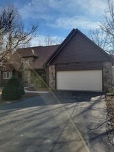 116 Knollwood Ln in Crossville, TN - Building Photo - Building Photo