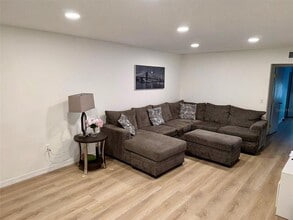 4415 S Semoran Blvd in Orlando, FL - Building Photo - Building Photo