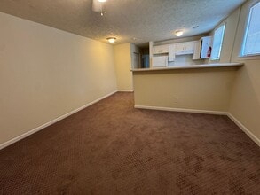 5981 Peco Ln in Austell, GA - Building Photo - Building Photo