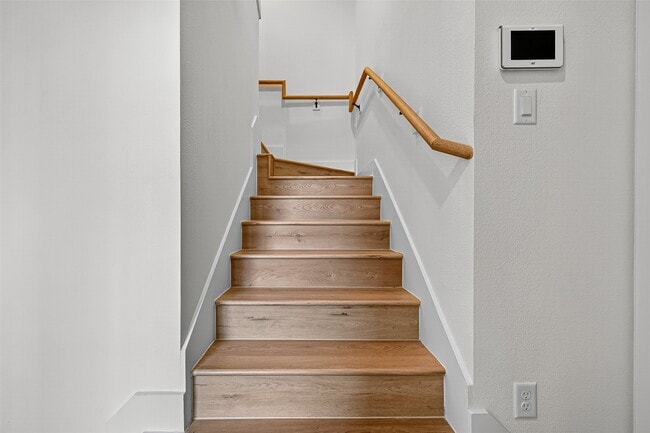 property at 3315 Daphne St