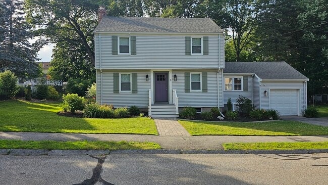 3 Hiawatha Rd