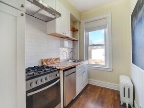 225 Garfield Ave in Jersey City, NJ - Building Photo - Building Photo