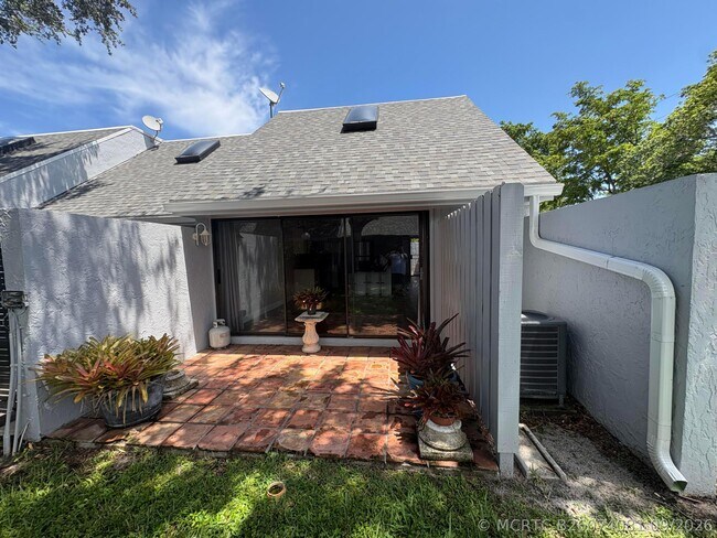 property at 25 Deer Creek Rd