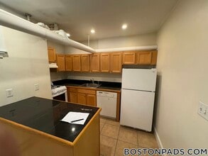 33 Walbridge St in Brookline, MA - Building Photo - Building Photo