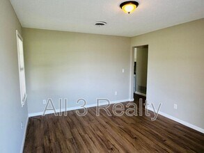 5001 Mobile Hwy in Montgomery, AL - Building Photo - Building Photo