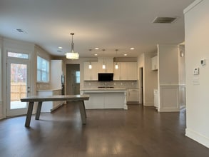 987 Halletts Peak Pl in Lawrenceville, GA - Foto de edificio - Building Photo