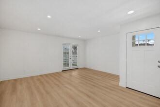 229 La Paloma in San Clemente, CA - Building Photo - Building Photo