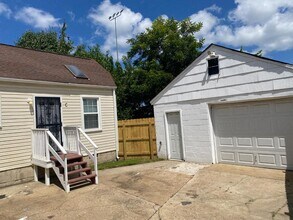 120 Bellamy Ave in Norfolk, VA - Building Photo - Building Photo