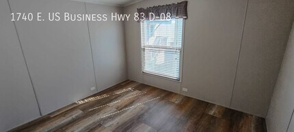 8 D St in Mission, TX - Building Photo - Building Photo