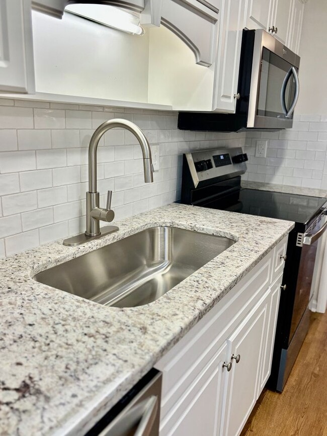 327 Greendale Pl in Evans, GA - Building Photo - Building Photo