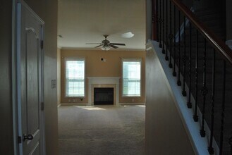 1064 Jouett Creek Dr in Lexington, KY - Building Photo - Building Photo