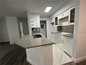 232 Afton Square in Altamonte Springs, FL - Building Photo - Building Photo