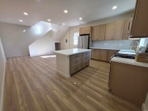 1196 Danober Dr in San Diego, CA - Foto de edificio - Building Photo