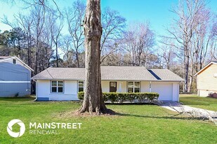 2866 Panther Ct in Rex, GA - Building Photo