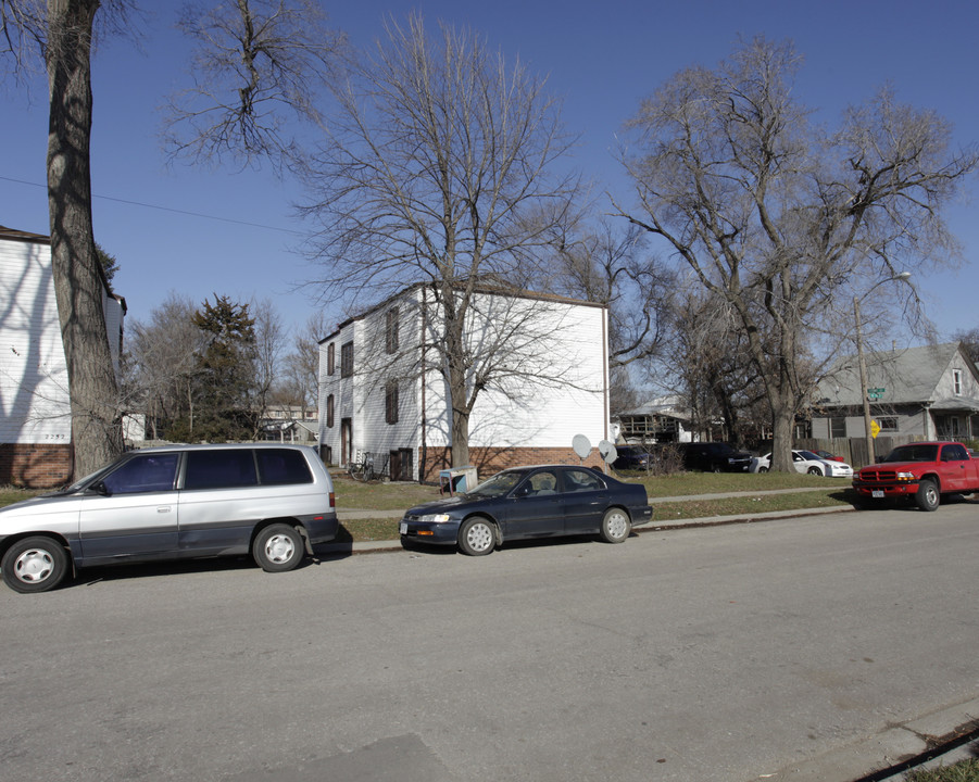 2252 W St in Lincoln, NE - Building Photo