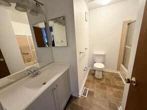 310 Heather Croft in Egg Harbor Township, NJ - Building Photo - Building Photo