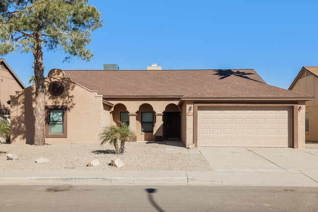 property at 4218 W Creedance Blvd