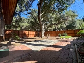 1619 Oak Dr in Topanga, CA - Building Photo - Building Photo