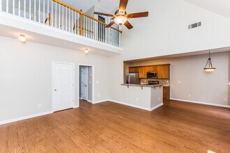 411 Azalea Cove in Canton, GA - Foto de edificio - Building Photo