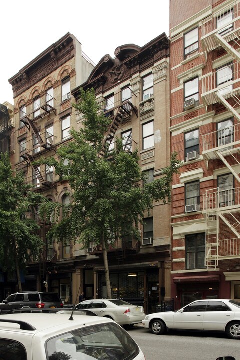 58 E Fourth St in New York, NY - Building Photo