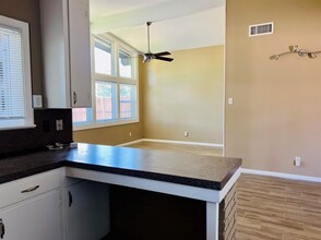 4731 Merwin St in Houston, TX - Foto de edificio - Building Photo