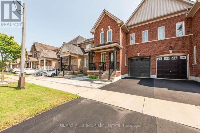 48 Carpendale Crescent in Ajax, ON - Building Photo - Building Photo