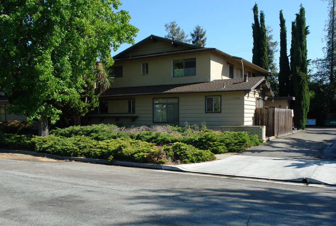 5033 Lapa Dr in San Jose, CA - Building Photo