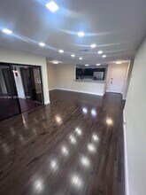 20005 NE 3rd Ct in North Miami Beach, FL - Building Photo - Building Photo