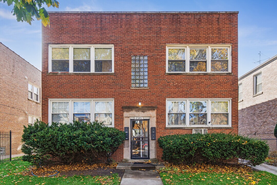2645 W Gregory St in Chicago, IL - Building Photo