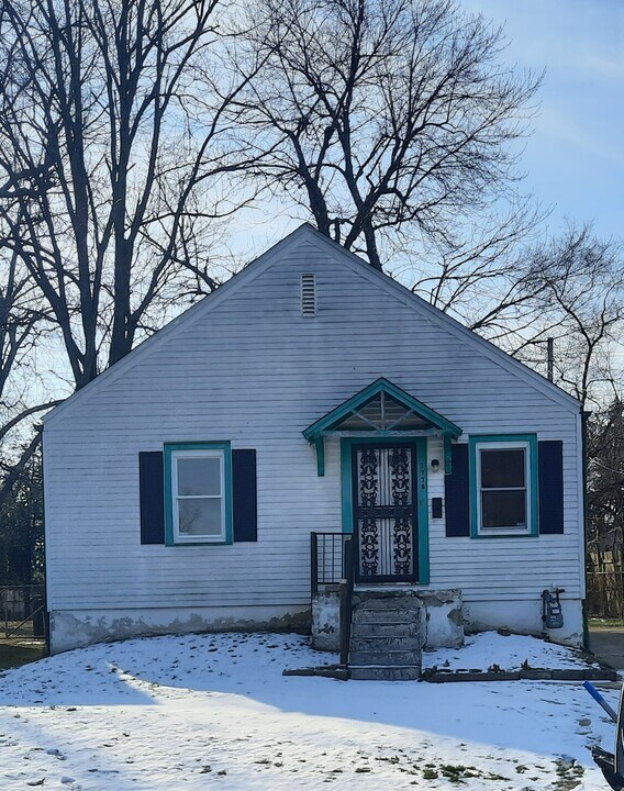 1776 Dixdale Ave in Louisville, KY - Building Photo
