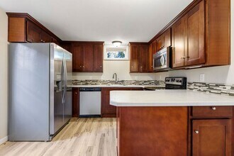 4430 NE 78th Ave in Portland, OR - Building Photo - Building Photo