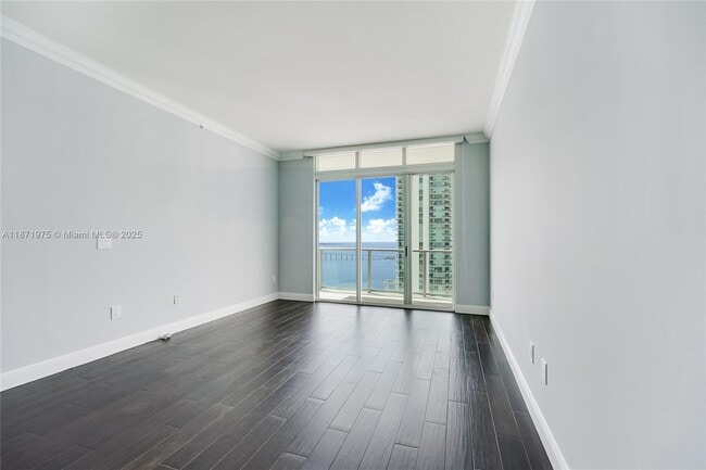 1155 Brickell Bay Dr, Unit PH205 in Miami, FL - Building Photo - Building Photo