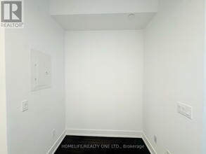 308 Jarvis St in Toronto, ON - Building Photo - Building Photo