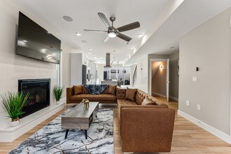 1660 Colorado Blvd in Denver, CO - Building Photo - Building Photo