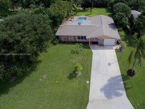 4770 Holly Dr in Palm Beach Gardens, FL - Building Photo - Building Photo