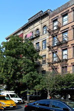 11 Carmine St in New York, NY - Foto de edificio - Other