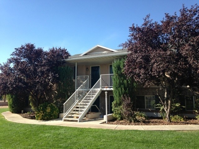 154 E 100 N-Unit -1 in Washington, UT - Building Photo