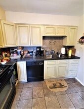 2245 Pinewood Dr in Mounds View, MN - Building Photo - Building Photo