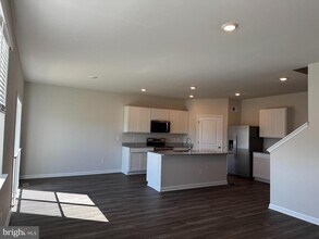 109 Lemley Dr in Stephens City, VA - Building Photo - Building Photo