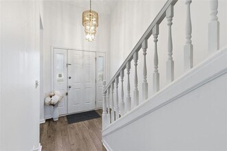 1512 Stoneleigh Way in Stone Mountain, GA - Foto de edificio - Building Photo