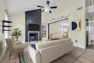 15830 Pipers View Dr in Webster, TX - Building Photo - Building Photo