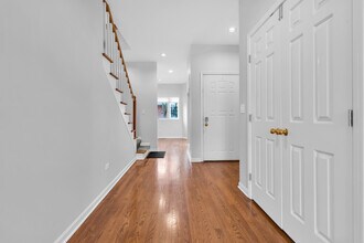 1740 Melise Dr in Glenview, IL - Building Photo - Building Photo