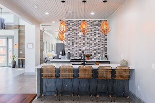 Belrose in Houston, TX - Building Photo