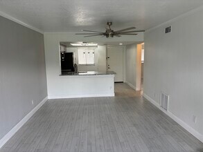 1704 University Ln, Unit College Club Condominium in Cocoa, FL - Building Photo - Building Photo